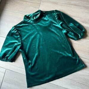 Emerald Green Velvet Puff Sleeve Shirt (Children | Girls | Size L) – NWT